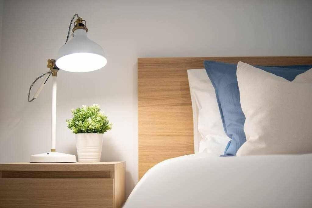 Modern 3Br Apt W/ Lg Terrace, Bbq, Ac & Parking Ταβίρα Εξωτερικό φωτογραφία