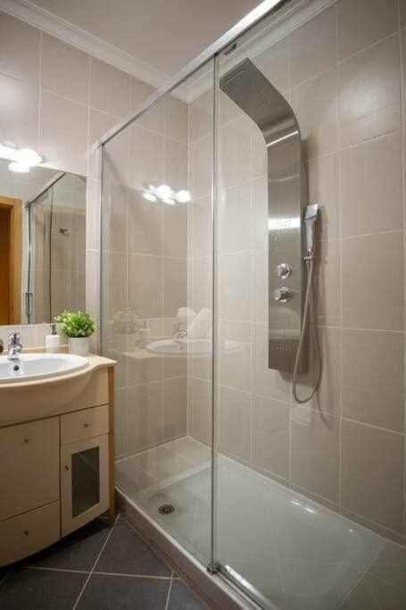 Modern 3Br Apt W/ Lg Terrace, Bbq, Ac & Parking Ταβίρα Εξωτερικό φωτογραφία