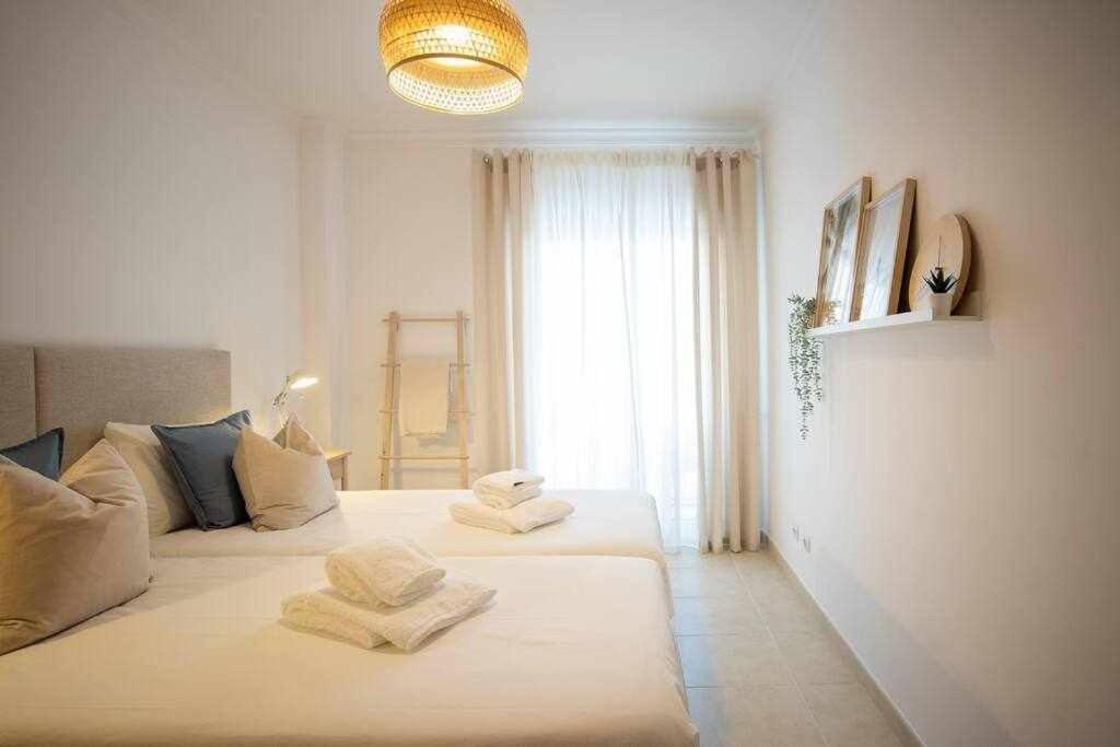 Modern 3Br Apt W/ Lg Terrace, Bbq, Ac & Parking Ταβίρα Εξωτερικό φωτογραφία