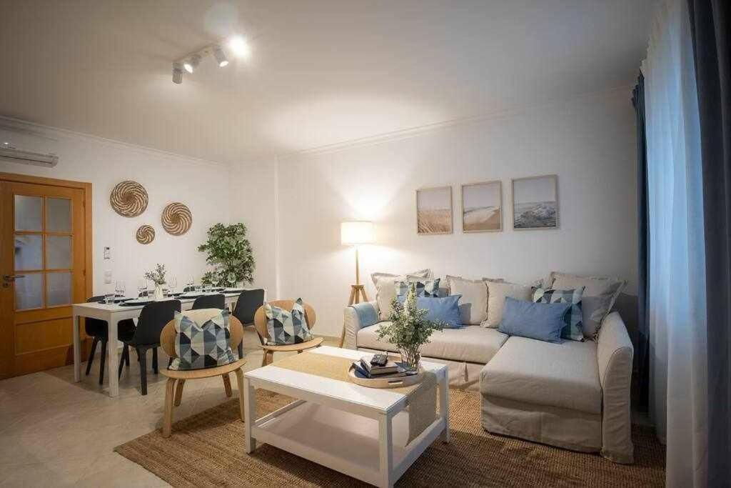 Modern 3Br Apt W/ Lg Terrace, Bbq, Ac & Parking Ταβίρα Εξωτερικό φωτογραφία